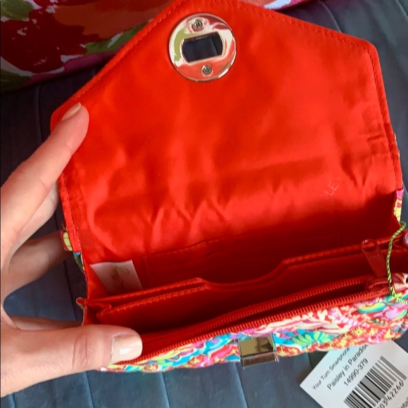 Vera Bradley turn lock wristlet - Picture 4 of 4